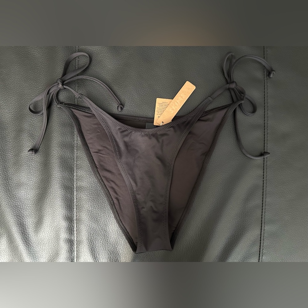 Skims Recycled Swim Dippy Tie Onyx Bikini Bottoms